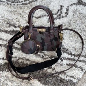 Steve Madden camouflage Bijoux Crossbody Bag 🥰🥰 NWOT
